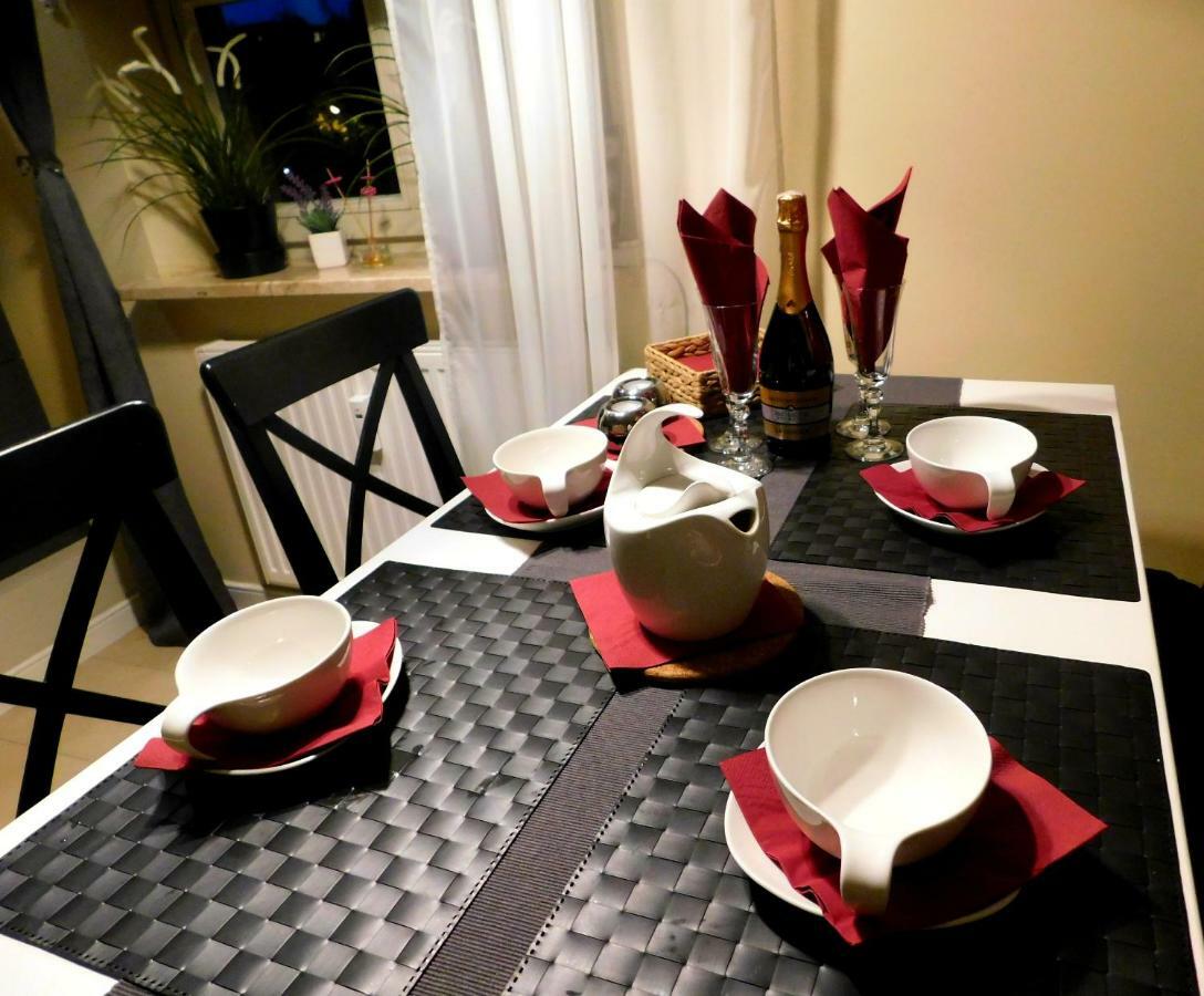 شقة Apartament Pod Trzema Niebieskimi Kaczorami غدانسك المظهر الخارجي الصورة